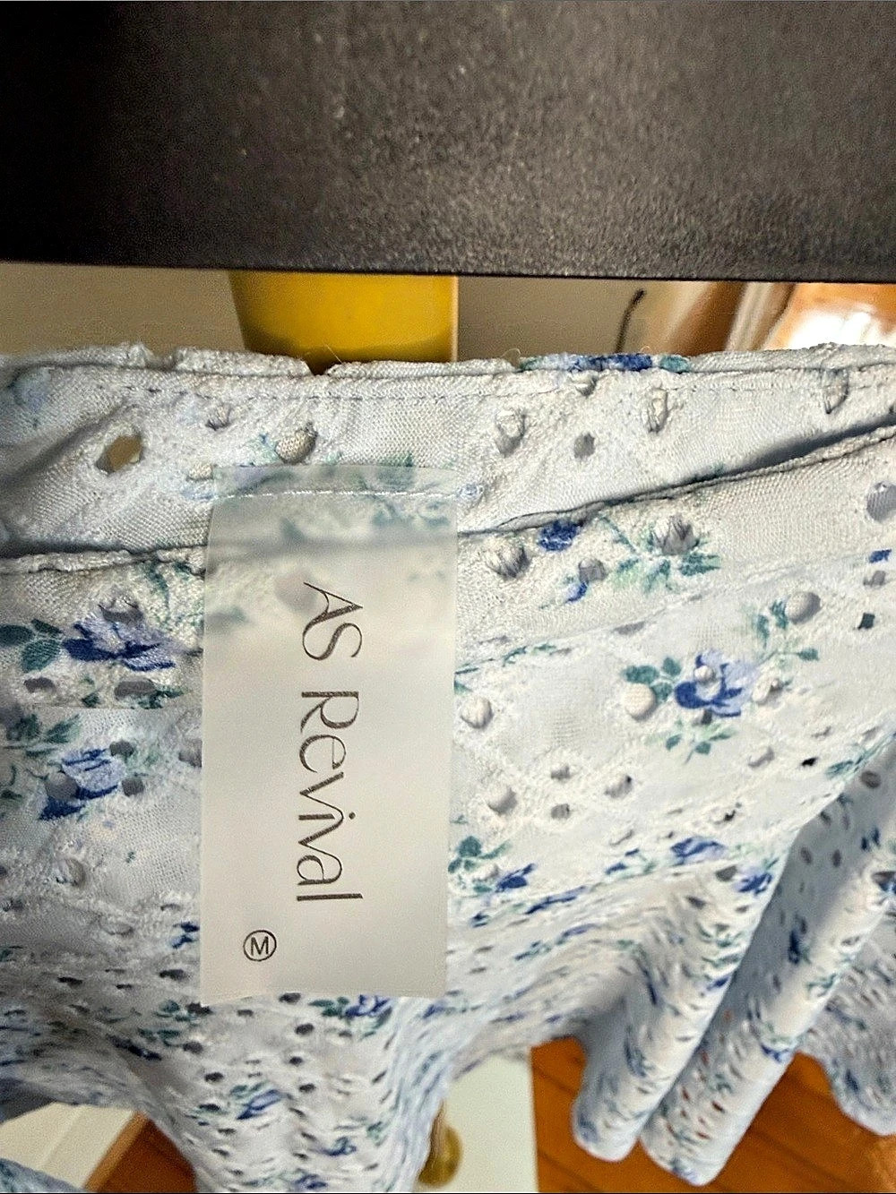 AS Revival Floral Mini Skoetin White & Blue Like New - Picture 3 of 4